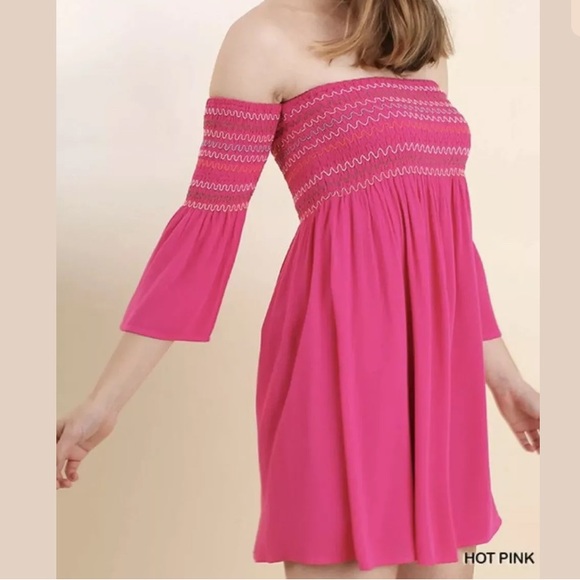 New BLU HEAVEN Smocked Off Shoulder Dress S M L - Picture 4 of 5